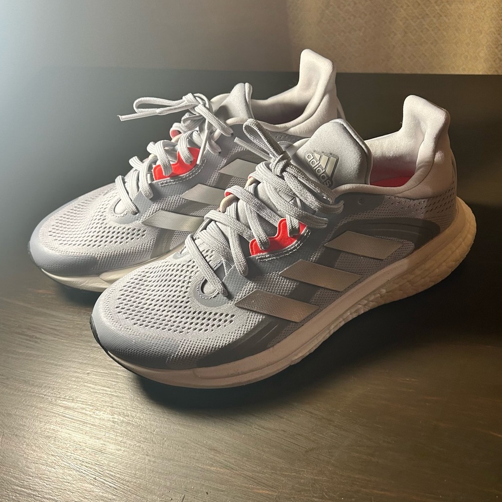 Women’s Adidas solar glide running shoes new w/o tags